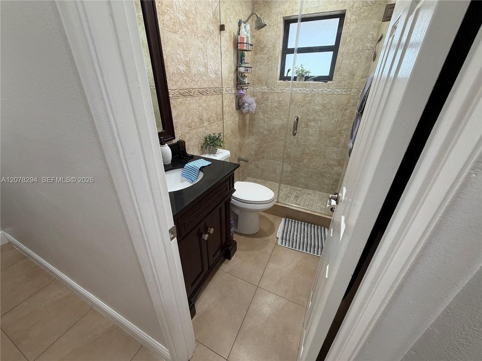 En Venta: $265,000 (2 camas, 2 baños, 779 Pies cuadrados)