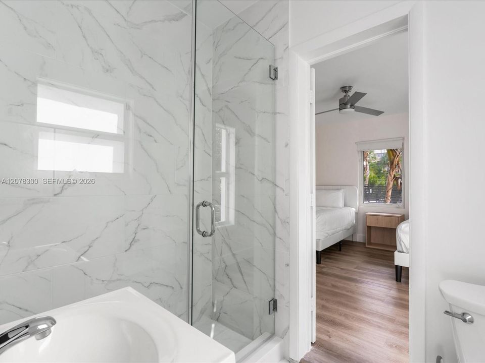 For Rent: $6,000 (3 beds, 2 baths, 1186 Square Feet)