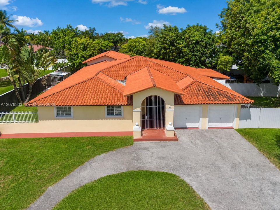 For Sale: $2,300,000 (4 beds, 3 baths, 4404 Square Feet)