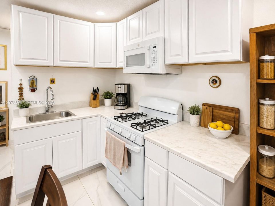 For Sale: $2,300,000 (4 beds, 3 baths, 4404 Square Feet)