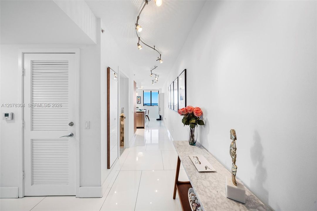 For Rent: $11,500 (2 beds, 2 baths, 1322 Square Feet)