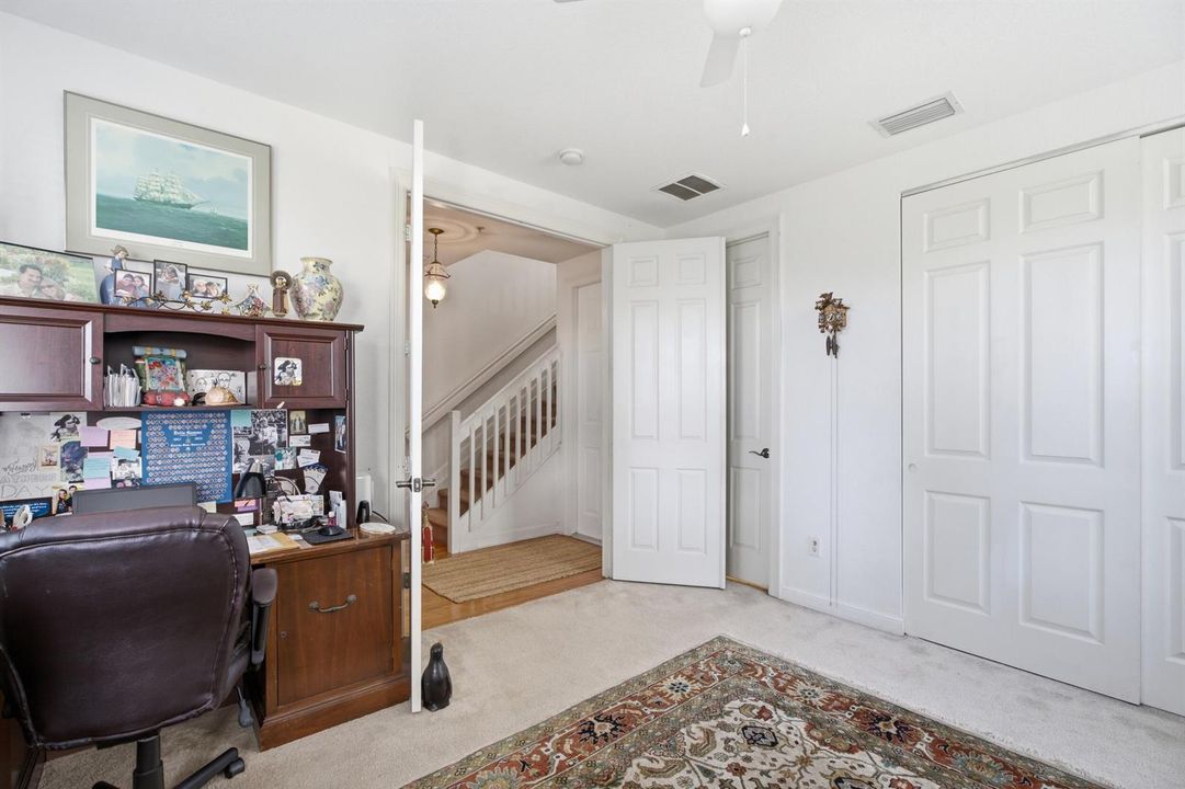 Guest bedroom 1a