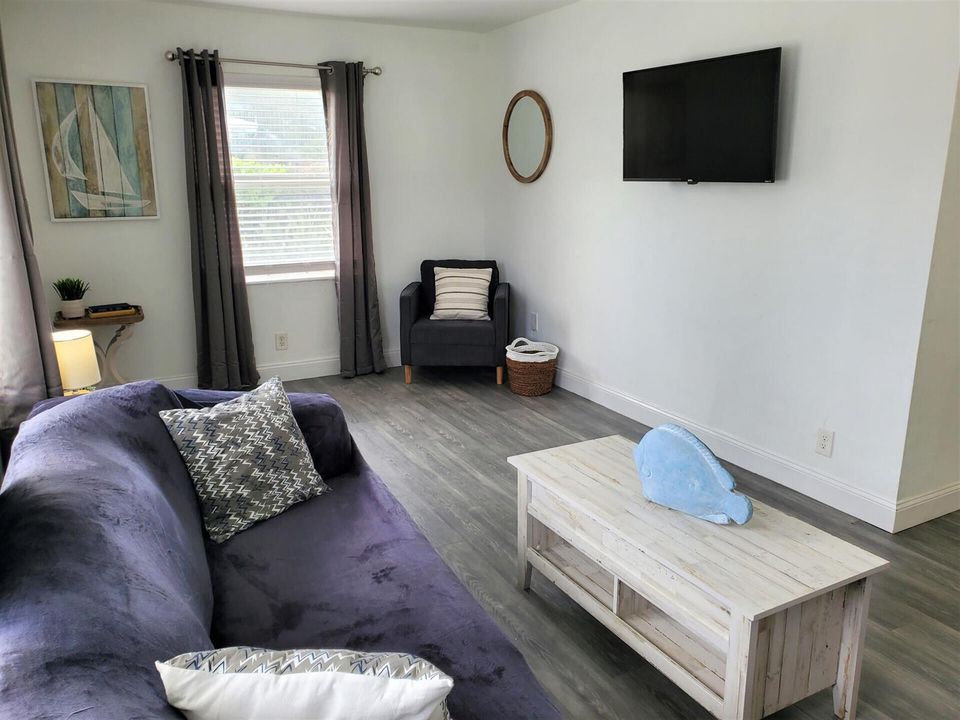 413-415Southeast23rdStreet_72108_8