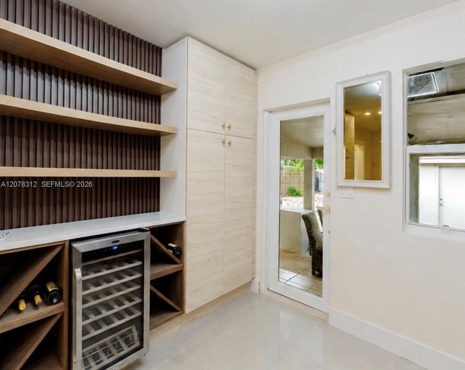 For Rent: $4,000 (3 beds, 2 baths, 1539 Square Feet)