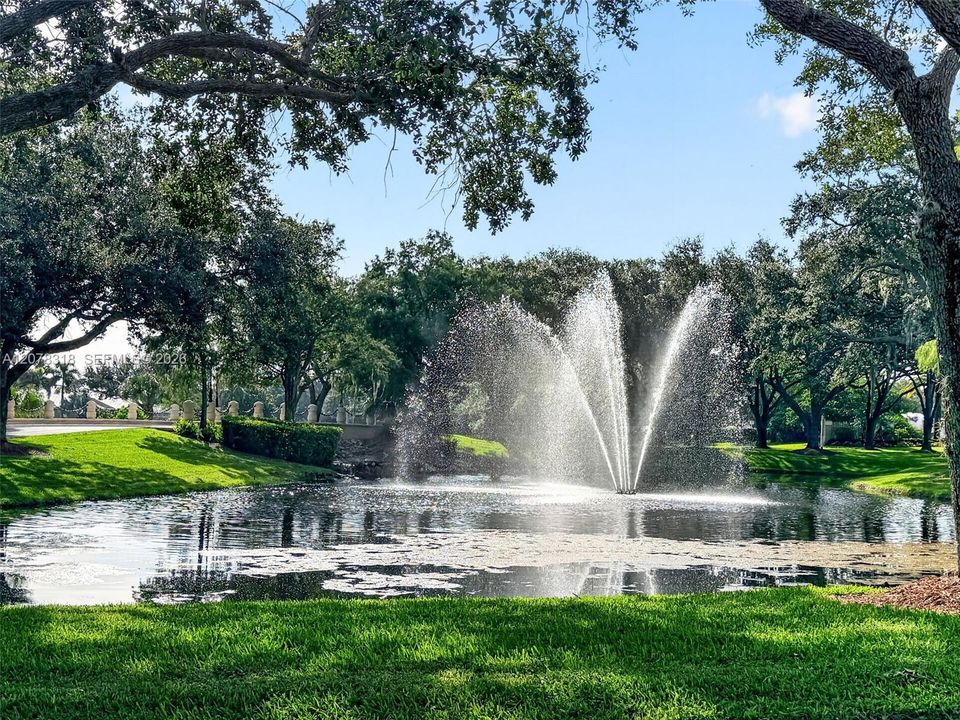 En Venta: $539,000 (3 camas, 2 baños, 1952 Pies cuadrados)