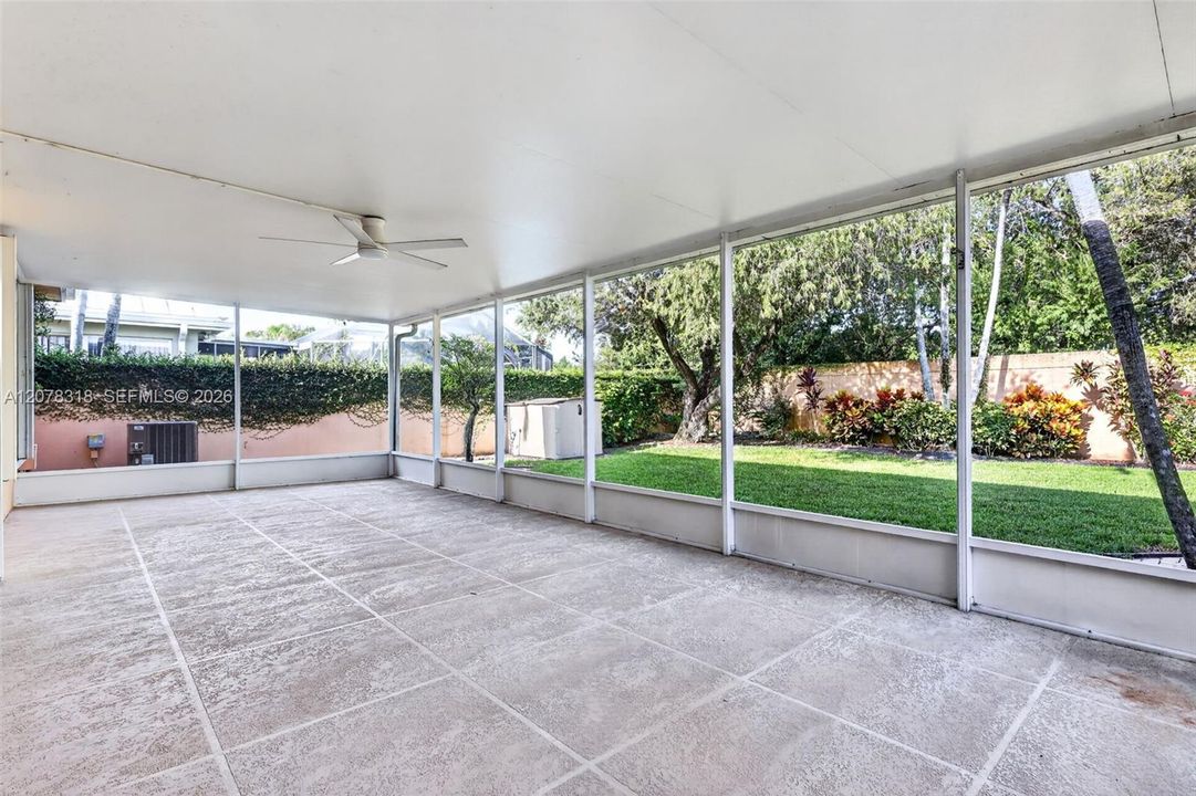 En Venta: $539,000 (3 camas, 2 baños, 1952 Pies cuadrados)