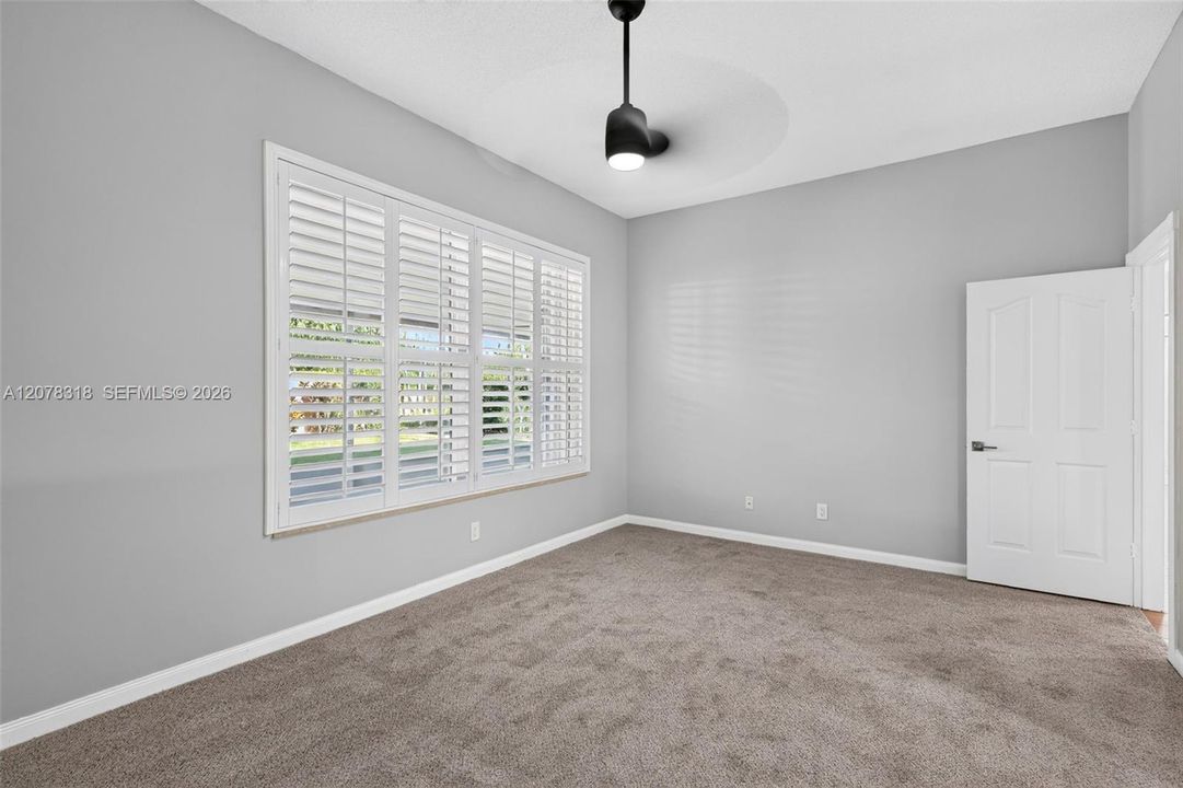 En Venta: $539,000 (3 camas, 2 baños, 1952 Pies cuadrados)