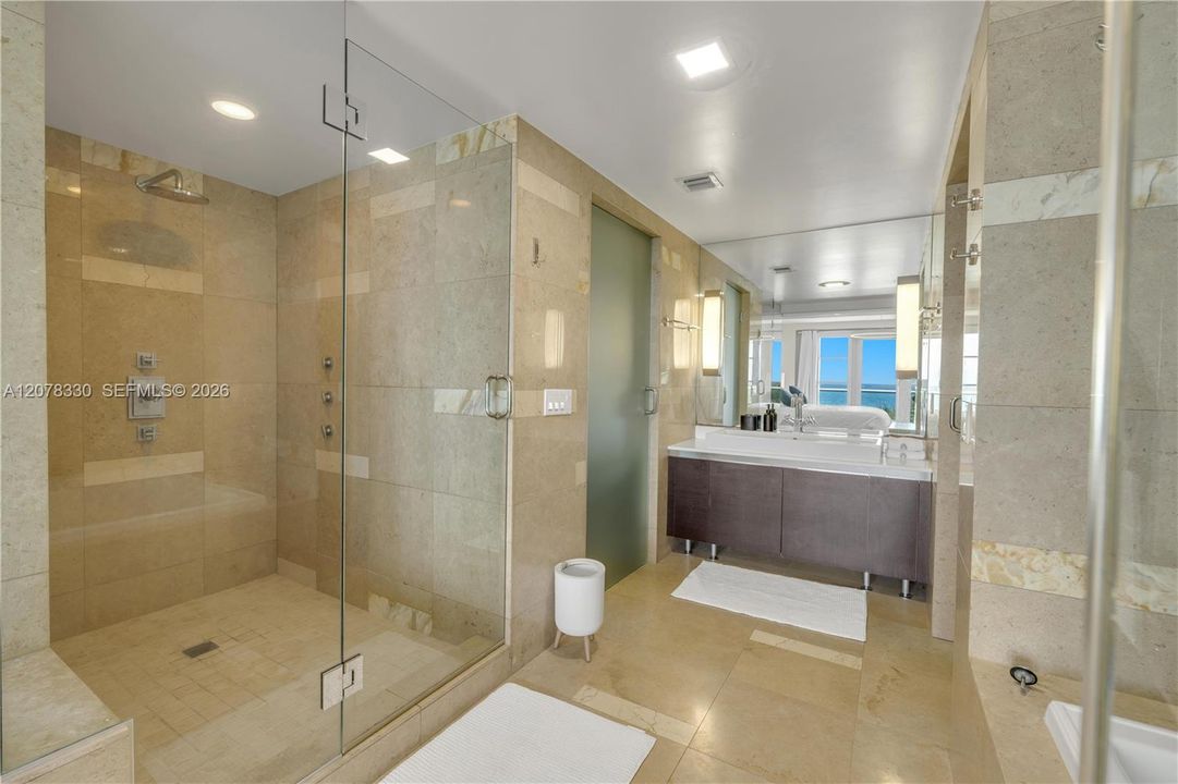 For Rent: $12,000 (2 beds, 2 baths, 1617 Square Feet)