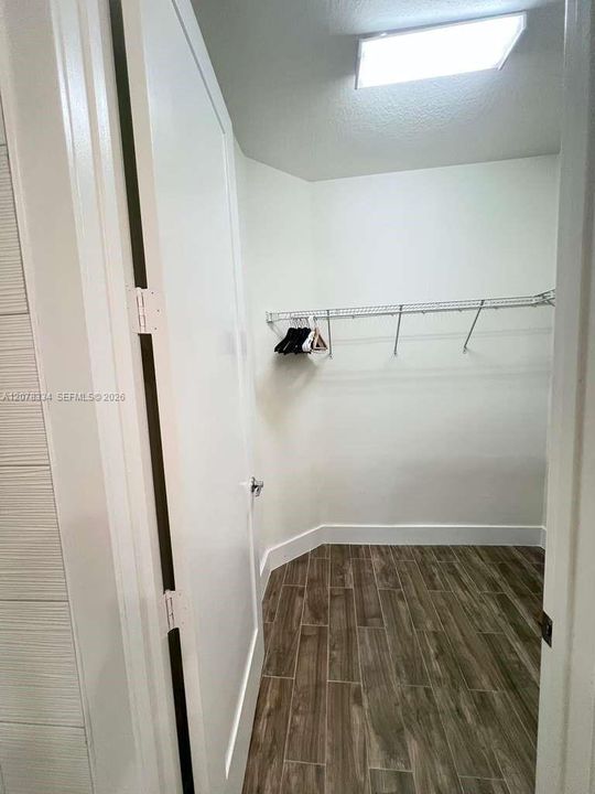 For Rent: $3,950 (3 beds, 2 baths, 1322 Square Feet)
