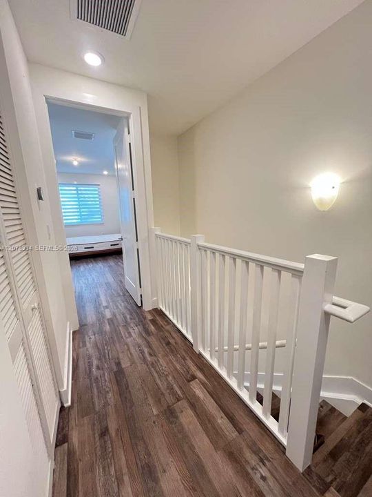 For Rent: $3,950 (3 beds, 2 baths, 1322 Square Feet)