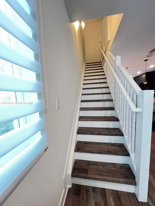 For Rent: $3,950 (3 beds, 2 baths, 1322 Square Feet)