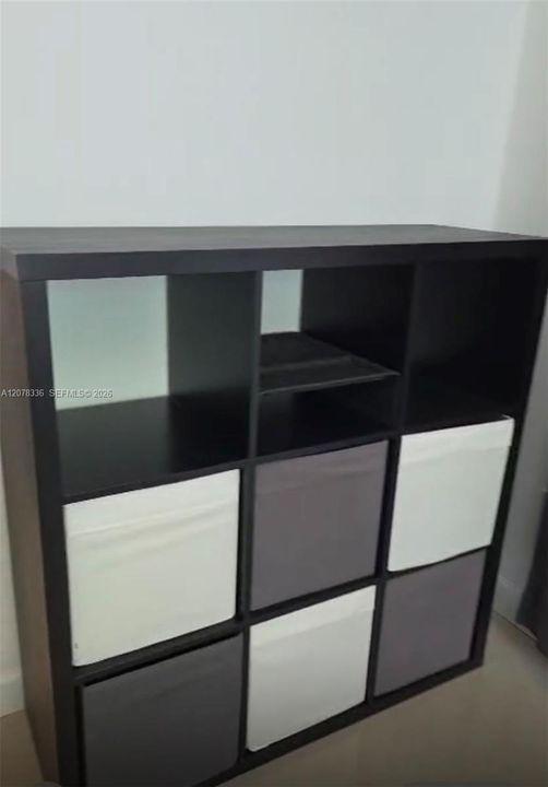For Rent: $2,200 (1 beds, 1 baths, 2161 Square Feet)