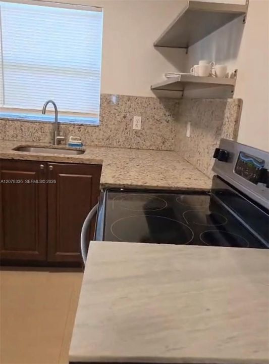For Rent: $2,200 (1 beds, 1 baths, 2161 Square Feet)