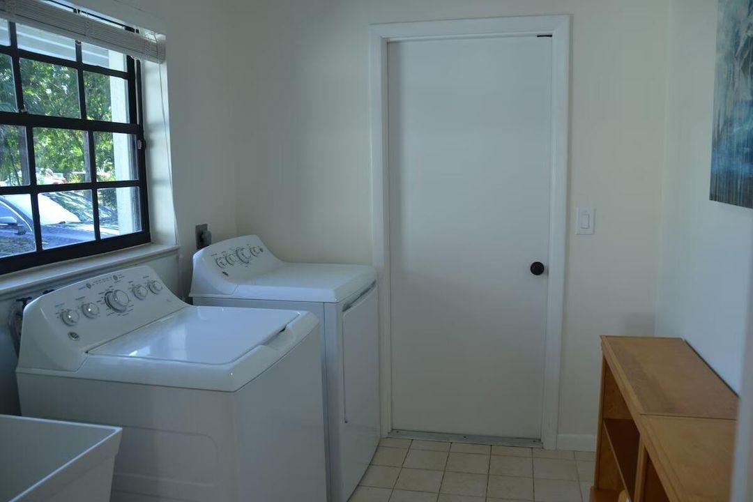 30_Laundry_Room
