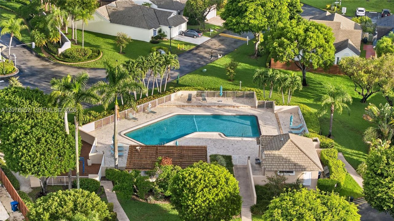 En Venta: $849,000 (3 camas, 2 baños, 2532 Pies cuadrados)