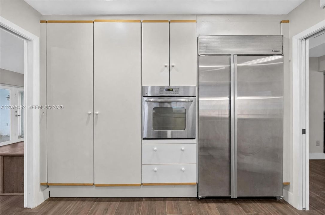 En Venta: $849,000 (3 camas, 2 baños, 2532 Pies cuadrados)