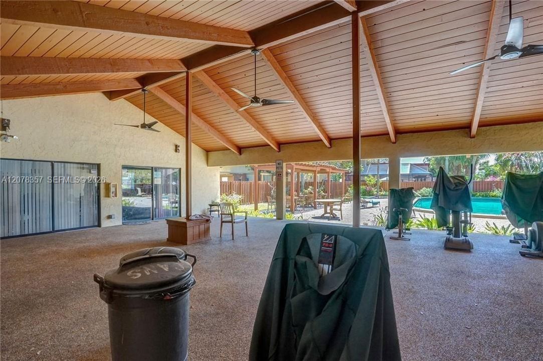 En Renta: $3,700 (4 camas, 2 baños, 1565 Pies cuadrados)
