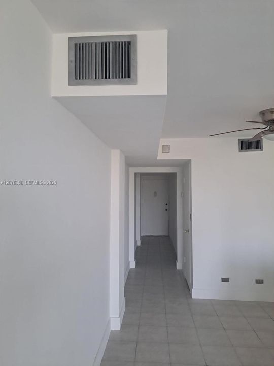 На продажу: $235,000 (1 спален, 1 ванн, 865 Квадратных фут)