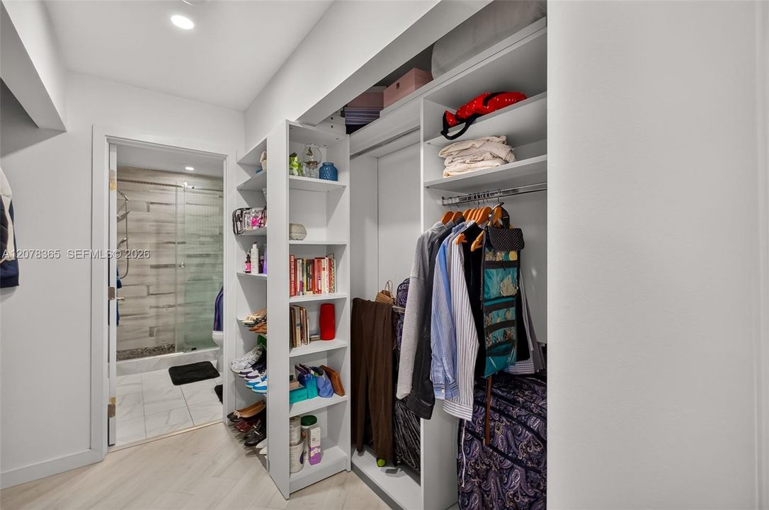 For Sale: $609,900 (2 beds, 2 baths, 1715 Square Feet)
