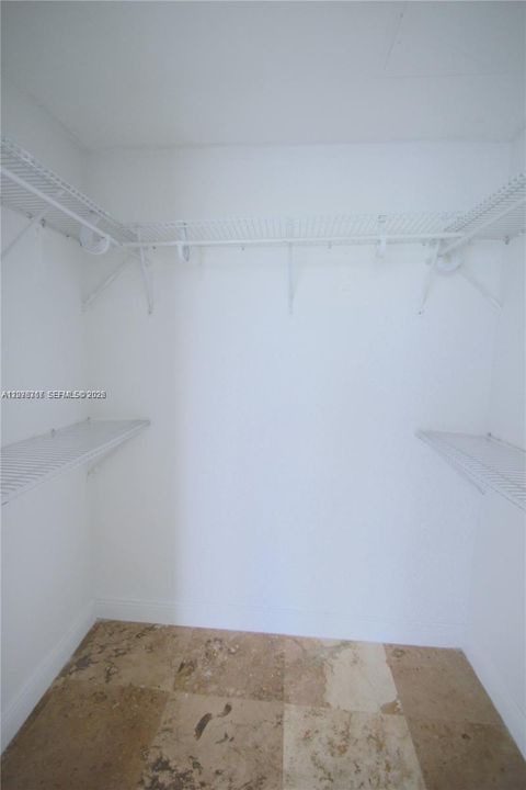 En Renta: $2,800 (1 camas, 1 baños, 1387 Pies cuadrados)