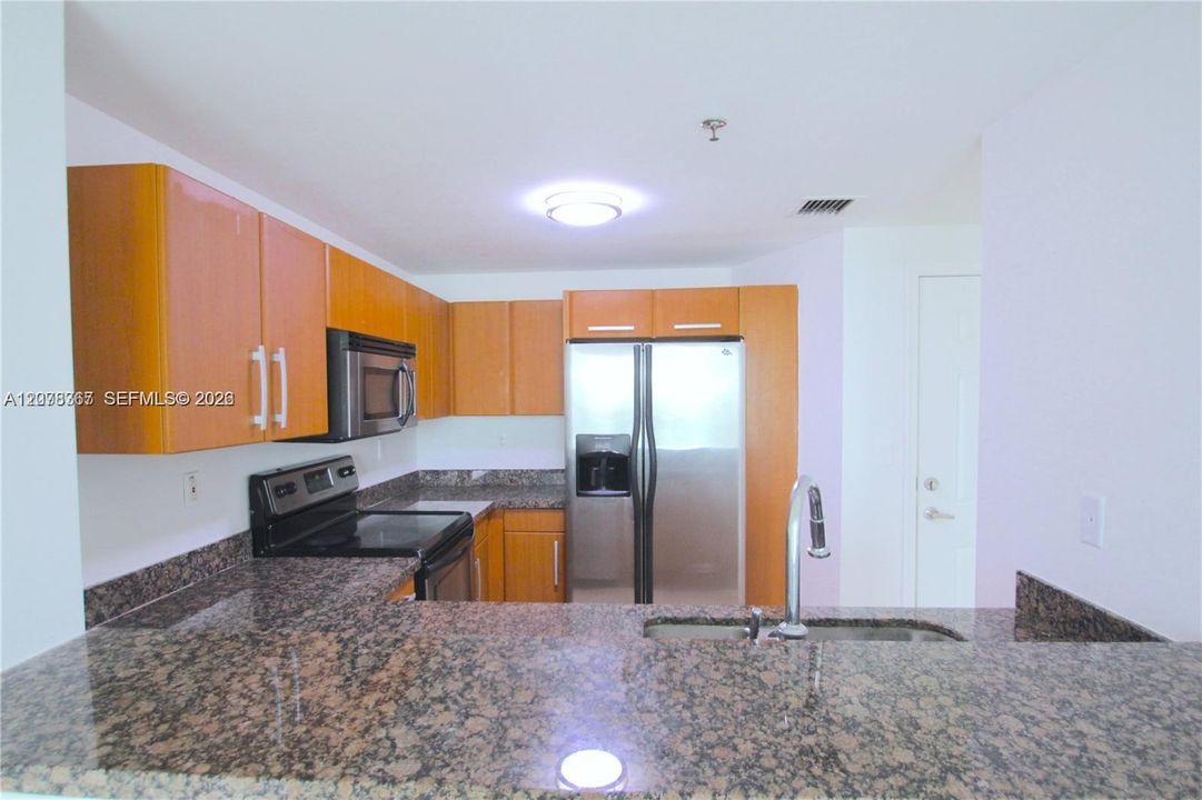 En Renta: $2,800 (1 camas, 1 baños, 1387 Pies cuadrados)