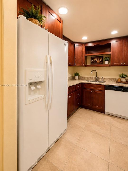 En Venta: $134,900 (2 camas, 2 baños, 1105 Pies cuadrados)