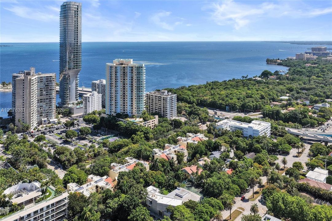 Easy access to Key Biscayne and Rickenbacker Causeway.