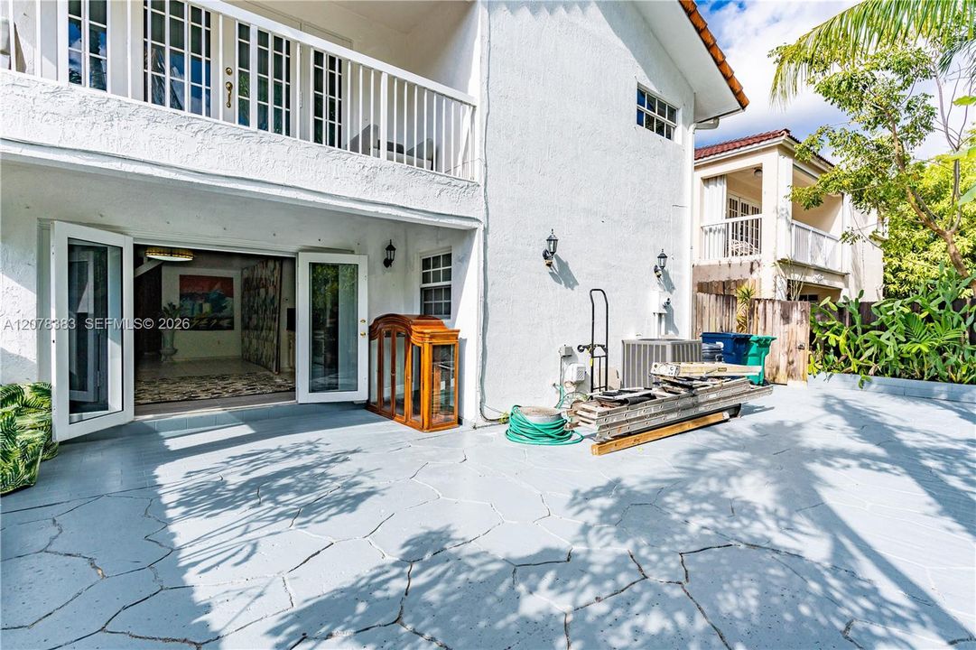 Recently Rented: $4,200 (4 beds, 3 baths, 2408 Square Feet)