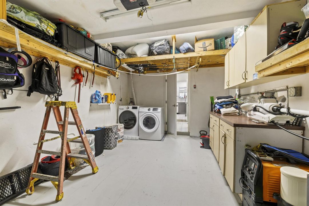 garage