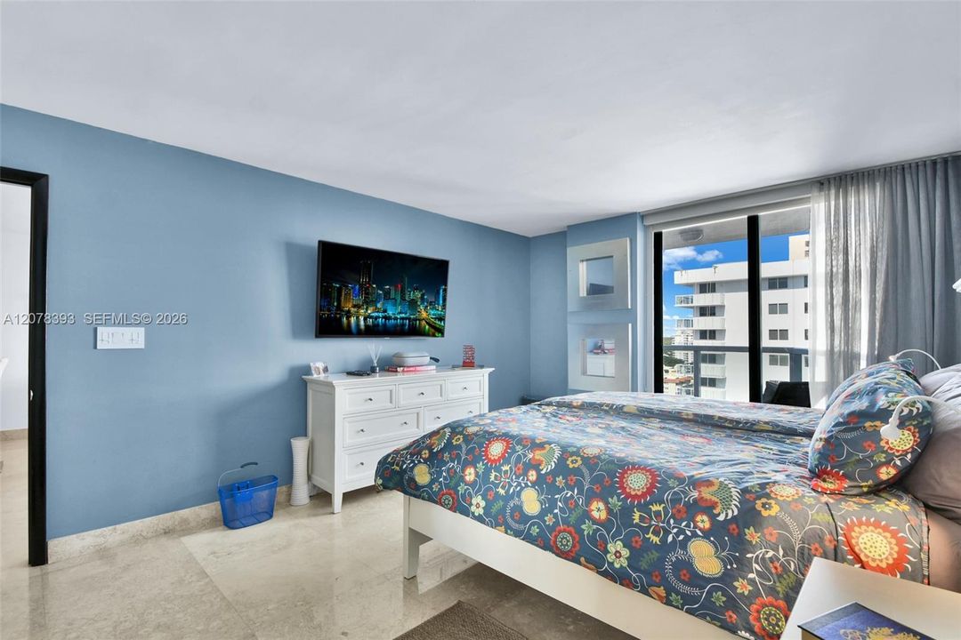 For Rent: $4,500 (2 beds, 2 baths, 1121 Square Feet)