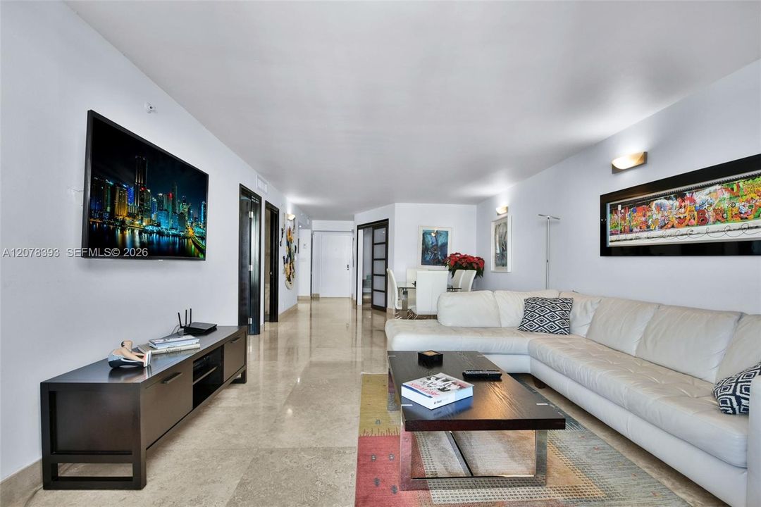 For Rent: $4,500 (2 beds, 2 baths, 1121 Square Feet)