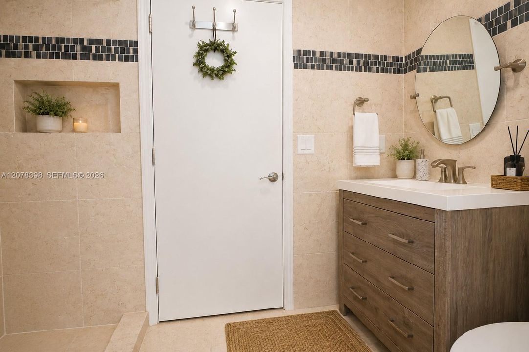 2nd bathroom
