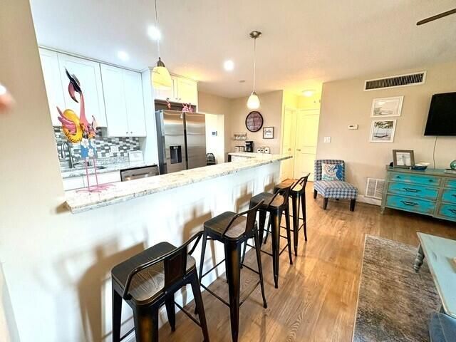 Kitchen Serving Bar