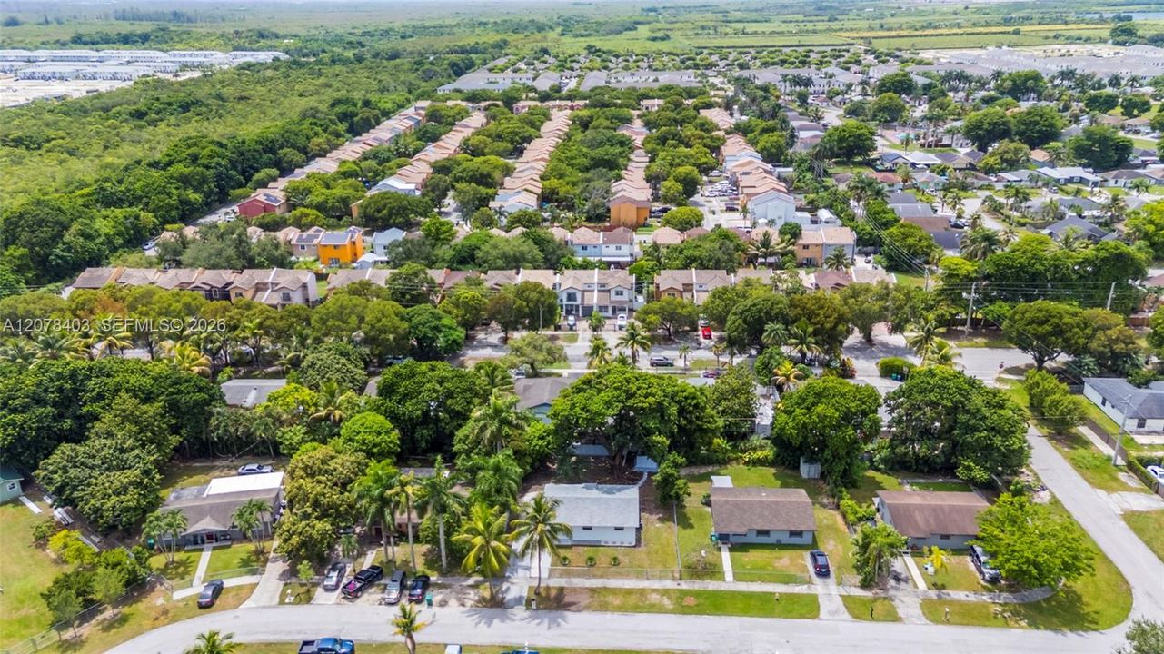 En Venta: $459,999 (3 camas, 2 baños, 1120 Pies cuadrados)