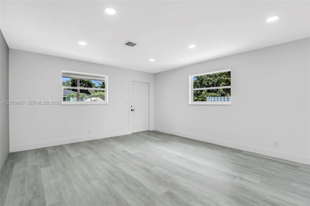 En Venta: $459,999 (3 camas, 2 baños, 1120 Pies cuadrados)
