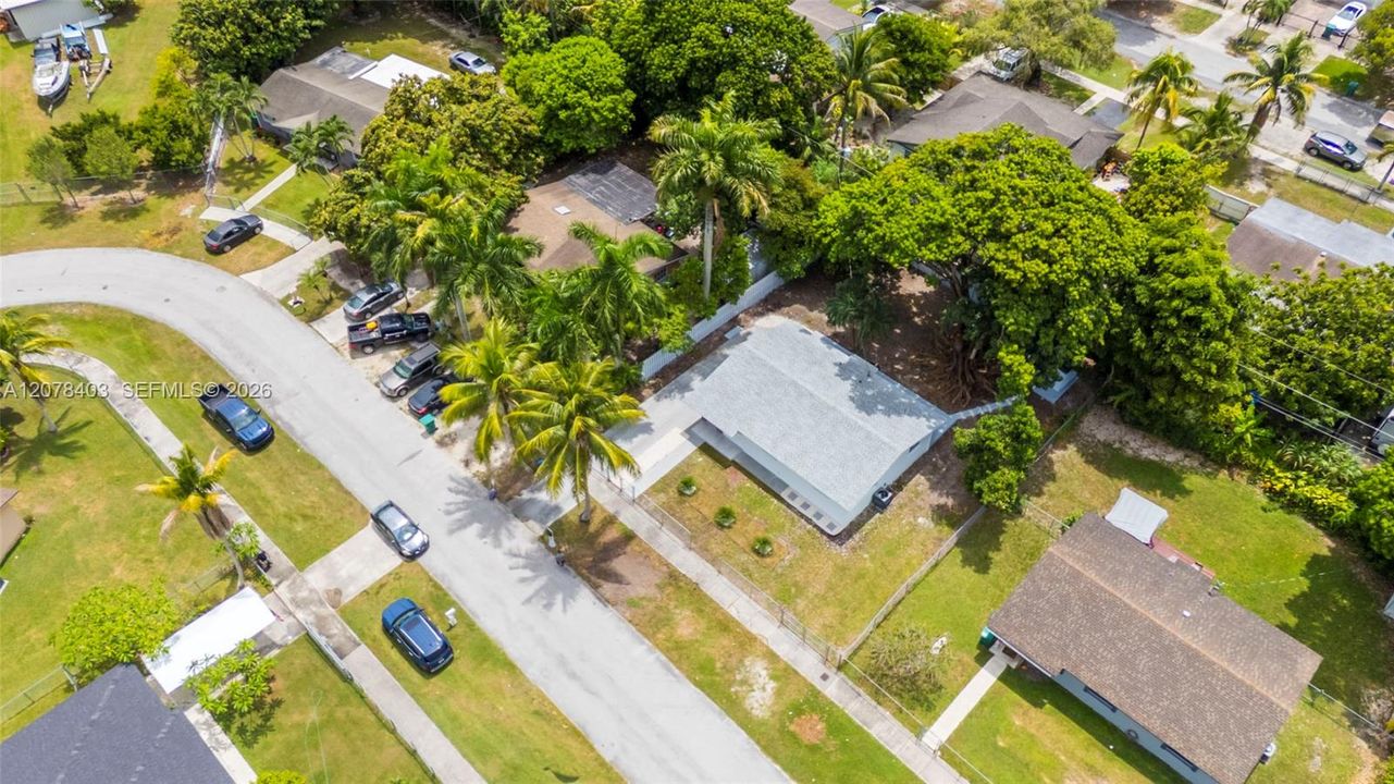 En Venta: $459,999 (3 camas, 2 baños, 1120 Pies cuadrados)