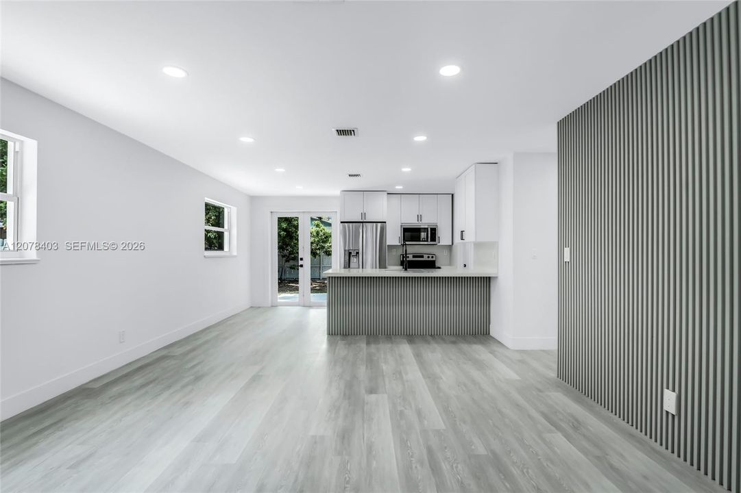 En Venta: $459,999 (3 camas, 2 baños, 1120 Pies cuadrados)