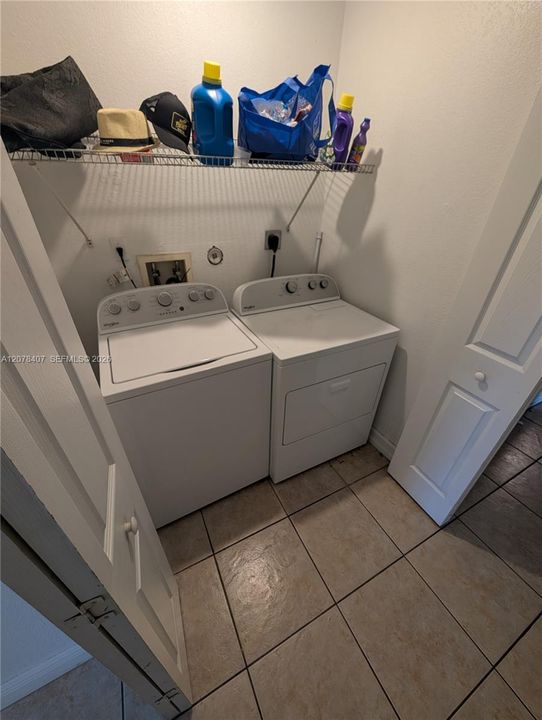 For Rent: $4,100 (4 beds, 2 baths, 1526 Square Feet)