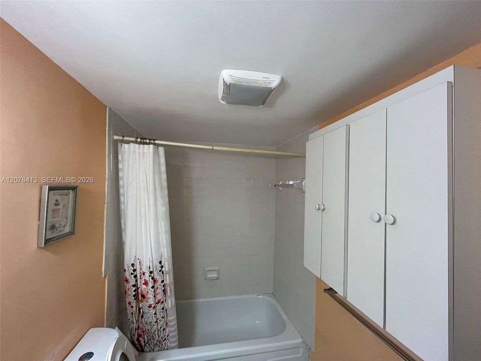 En Renta: $1,500 (1 camas, 1 baños, 800 Pies cuadrados)