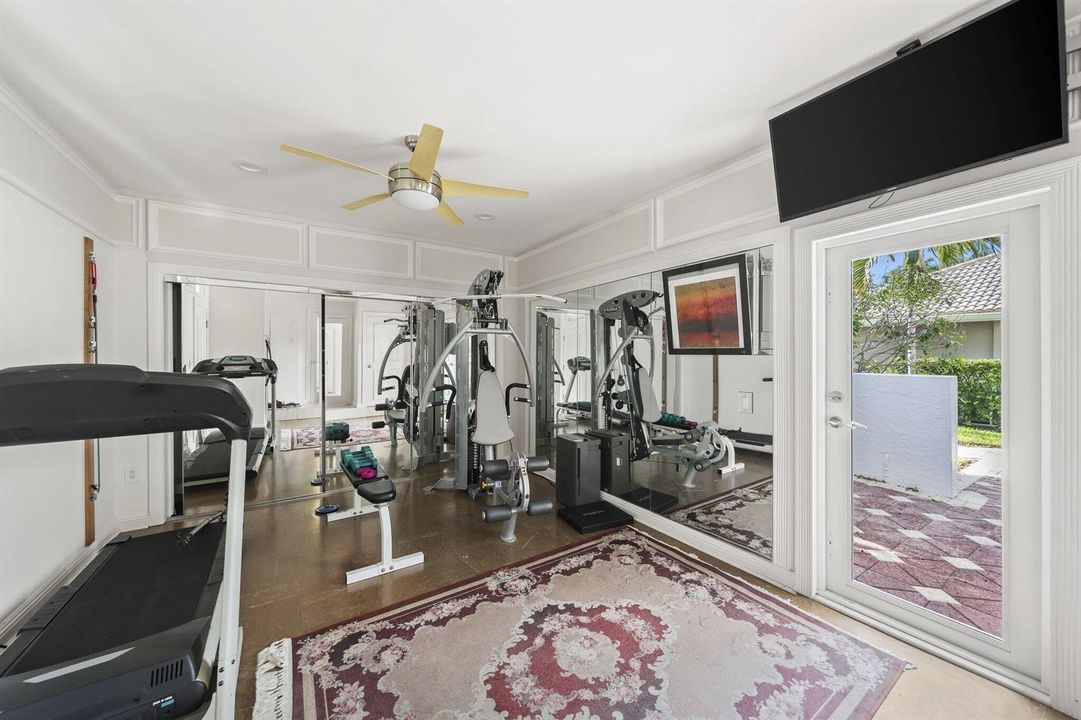 757 NW 100th Terrace - 5.jpg-SMALL