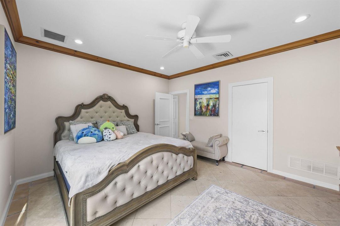757 NW 100th Terrace - 8.jpg-SMALL