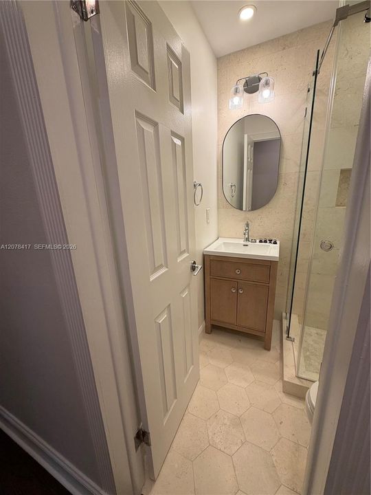 For Rent: $6,800 (3 beds, 2 baths, 1447 Square Feet)