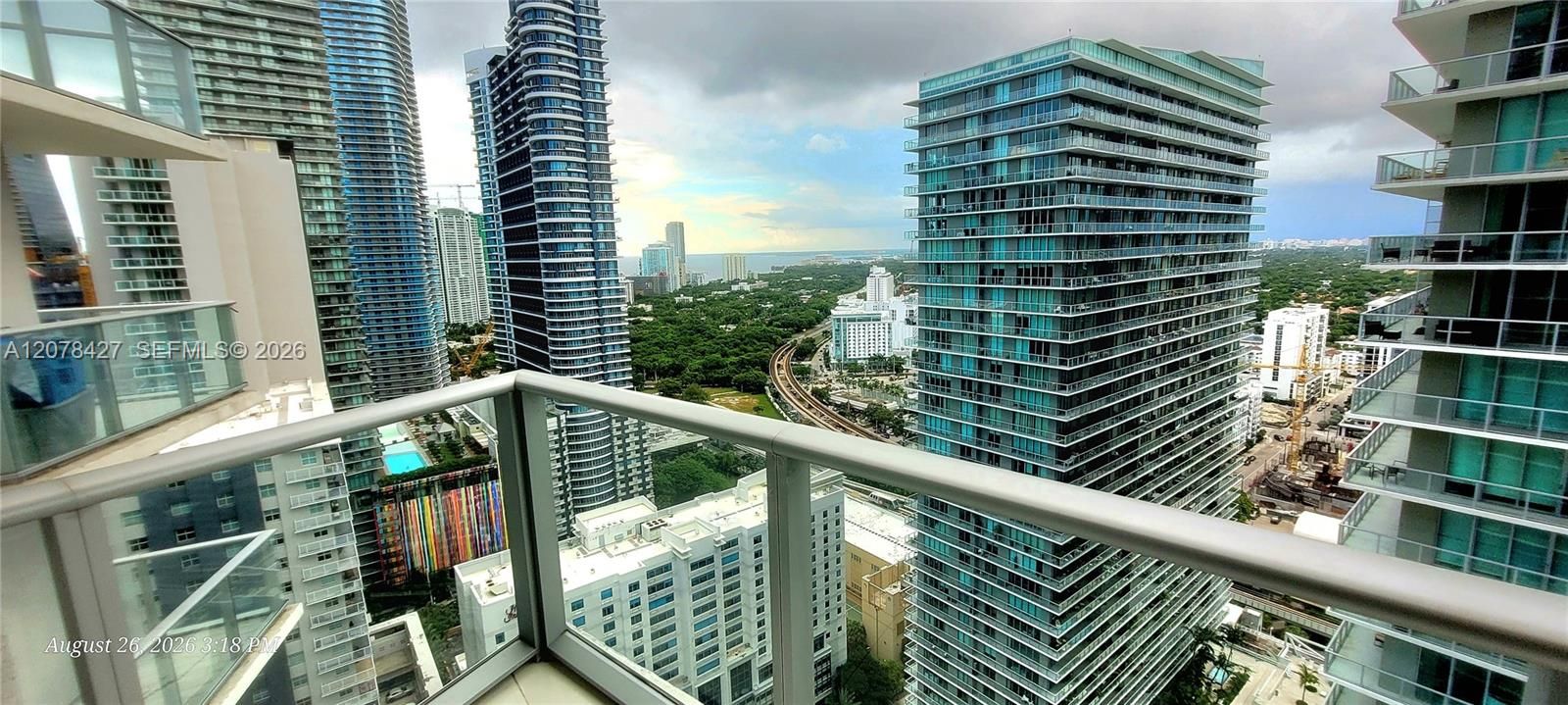 For Rent: $2,750 (0 beds, 1 baths, 531 Square Feet)