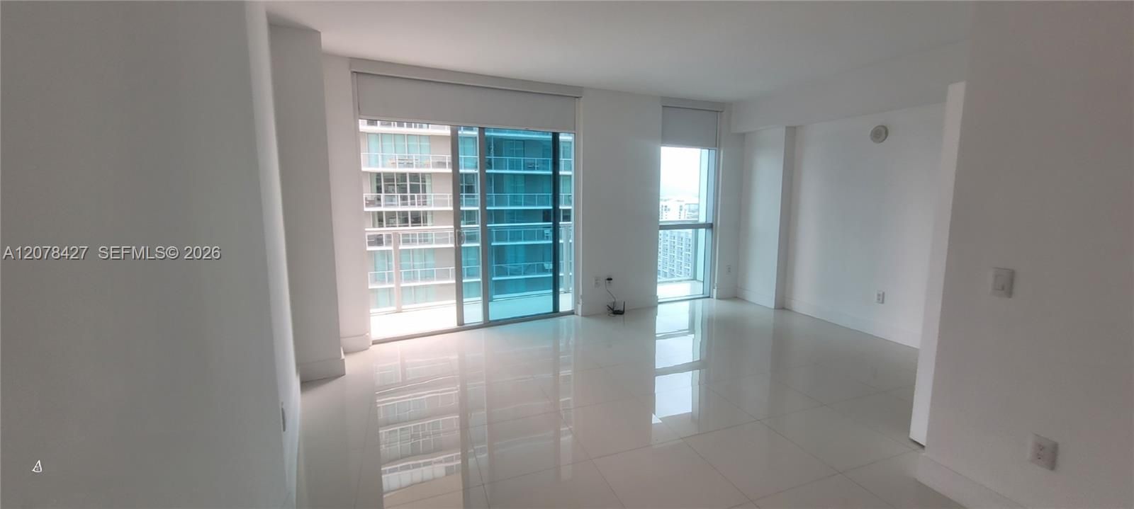 For Rent: $2,750 (0 beds, 1 baths, 531 Square Feet)