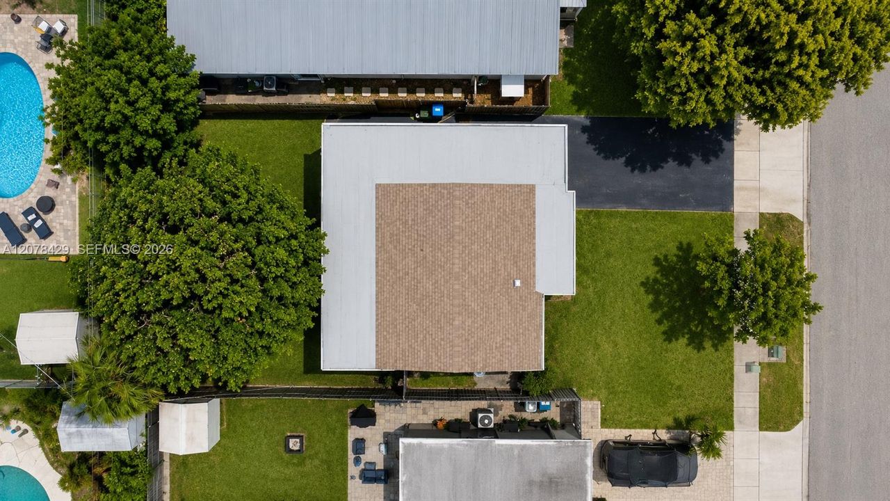 En Venta: $420,000 (3 camas, 2 baños, 1627 Pies cuadrados)