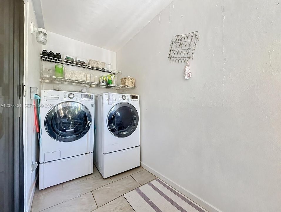 En Venta: $210,000 (2 camas, 1 baños, 794 Pies cuadrados)