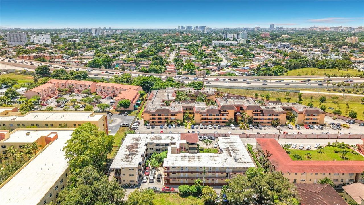 En Venta: $210,000 (2 camas, 1 baños, 794 Pies cuadrados)