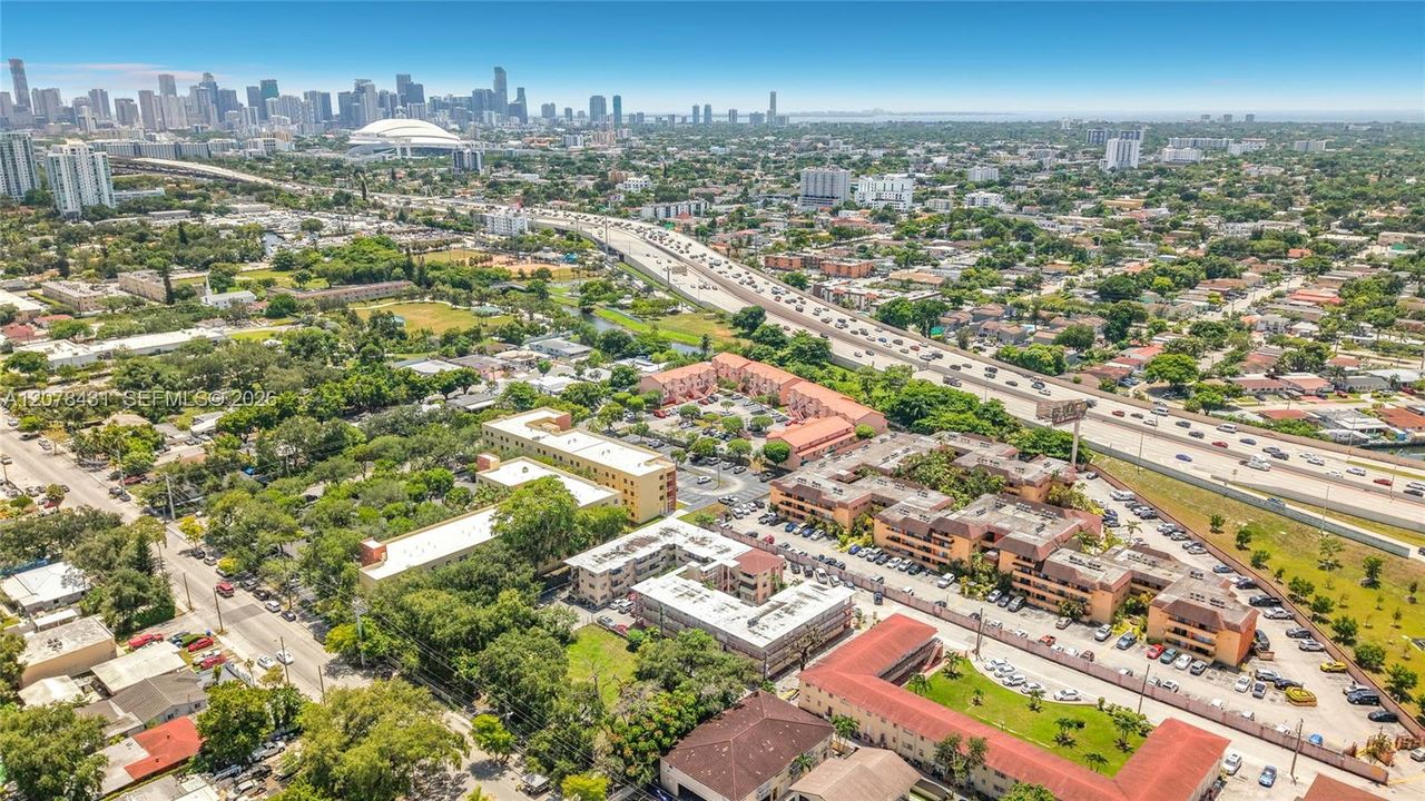 En Venta: $210,000 (2 camas, 1 baños, 794 Pies cuadrados)