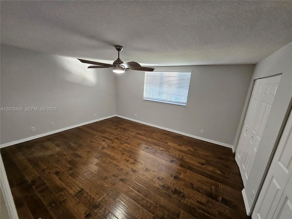В аренду: $2,850 (3 спален, 2 ванн, 1700 Квадратных фут)