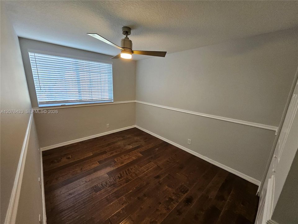 В аренду: $2,850 (3 спален, 2 ванн, 1700 Квадратных фут)